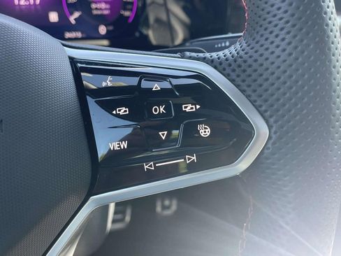 Used 2024 Volkswagen GTI SE image 19