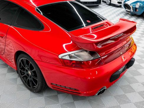 Used 2004 Porsche 911 Carrera 4S AWD/4WD image 28