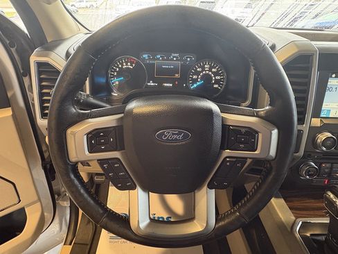 Used 2017 Ford F150 Lariat w/ Equipment Group 502A Luxury image 11