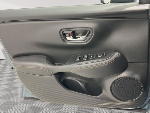 Used 2024 Honda HR-V Sport image 14