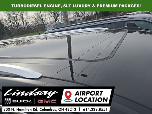 Used 2023 GMC Yukon XL SLT w/ SLT Premium Package image 18