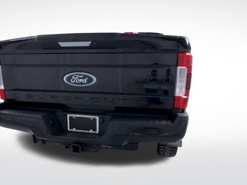 Used 2019 Ford F350 Lariat AWD/4WD image 7