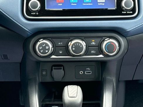 New 2025 Nissan Versa SV w/ Trunk Package image 22