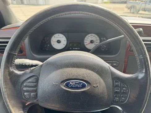 Used 2006 Ford F250 2WD Crew Cab Super Duty image 15
