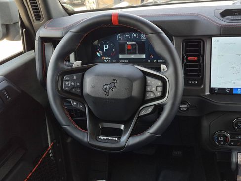 Used 2025 Ford Bronco Raptor AWD/4WD image 18