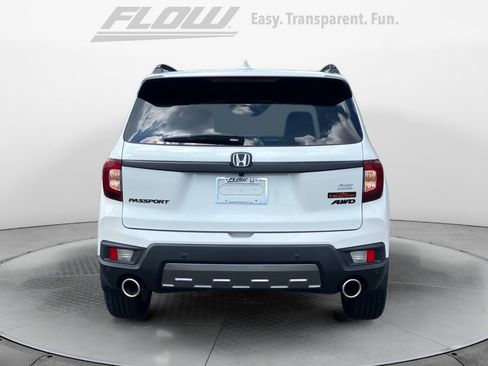 Used 2023 Honda Passport TrailSport image 8