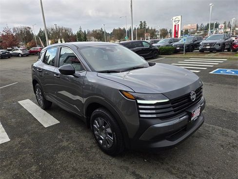 New 2026 Nissan Kicks S image 3