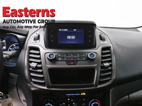 Used 2022 Ford Transit Connect XL FWD image 12