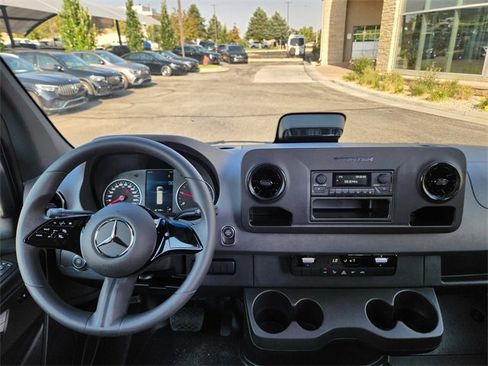 New 2025 Mercedes-Benz Sprinter 2500 image 15
