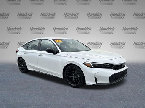 Used 2025 Honda Civic Sport image 3