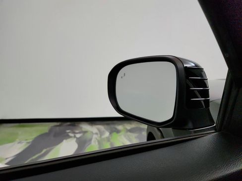 Used 2022 Kia Telluride LX FWD image 14