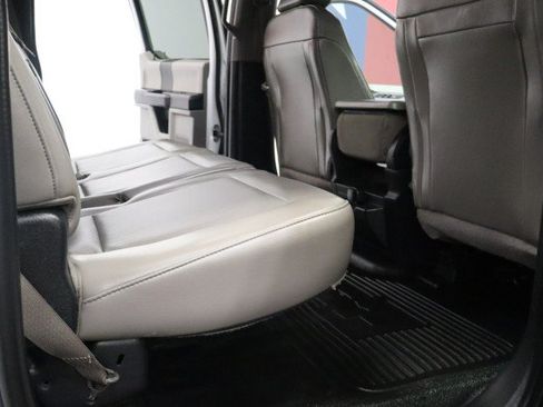 Used 2018 Ford F250 XL w/ Power Equipment Group AWD/4WD image 42