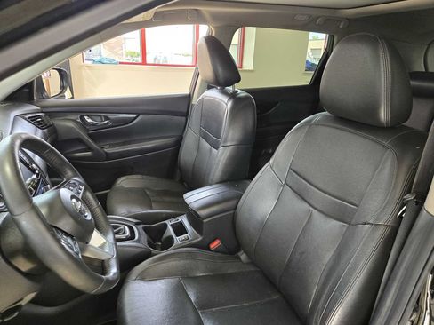 Used 2017 Nissan Rogue SL w/ SL Premium Package AWD/4WD image 21