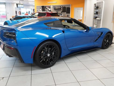 Used 2016 Chevrolet Corvette Stingray Coupe w/ Battery Protection Package RWD image 12