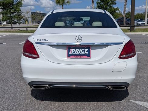 Used 2018 Mercedes-Benz C 350e Sedan image 7