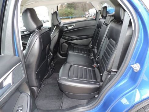 Used 2024 Ford Edge SEL w/ Convenience Package image 21