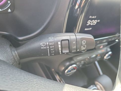Used 2024 Kia Soul EX FWD image 27