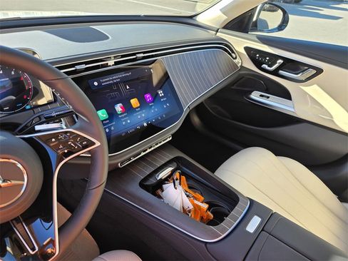 New 2026 Mercedes-Benz E 350 4MATIC Sedan image 21