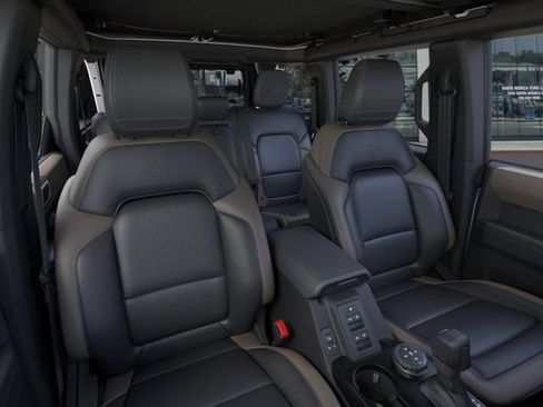 New 2026 Ford Bronco Big Bend w/ Black Diamond Package AWD/4WD image 10
