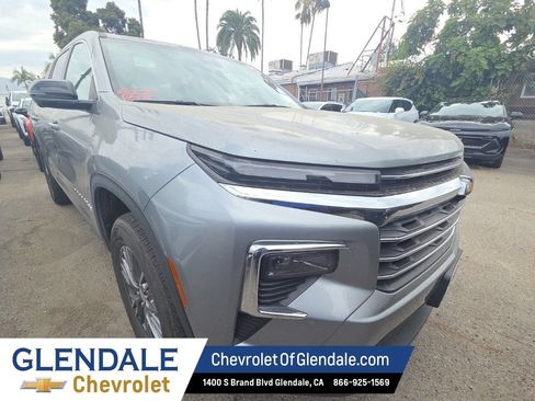 Certified 2024 Chevrolet Traverse LT AWD/4WD image 8