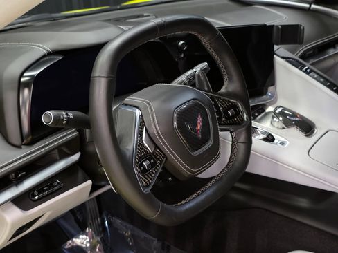 Used 2023 Chevrolet Corvette Stingray Premium Cpe w/ Z51 Performance Package RWD image 23