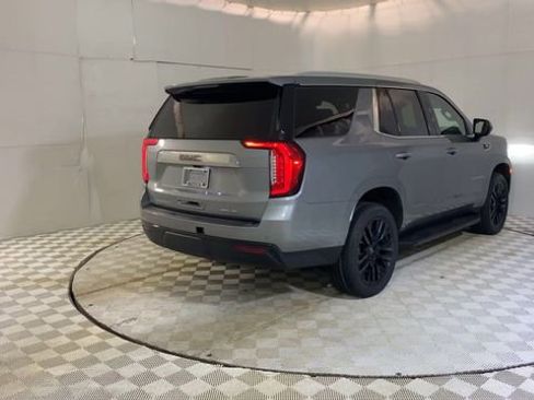 Used 2023 GMC Yukon SLE w/ Gmc Pro Safety Plus Package AWD/4WD image 8