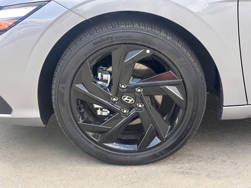 Certified 2026 Hyundai Elantra Sport image 7