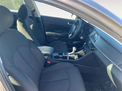 Used 2016 Kia Optima LX w/ LX Convenience Package image 15