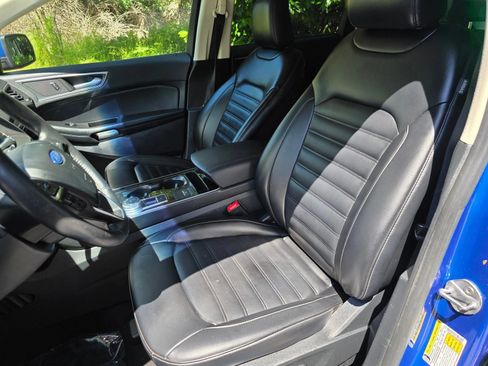 Used 2020 Ford Edge SEL FWD image 21