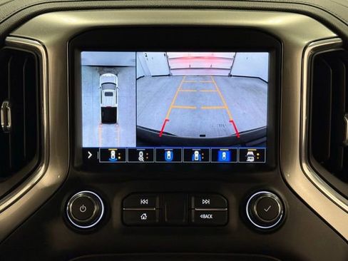 Used 2020 Chevrolet Silverado 1500 LTZ w/ LTZ Plus Package AWD/4WD image 30