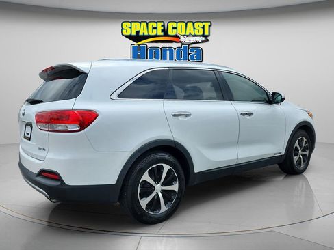 Used 2017 Kia Sorento EX w/ EX Advanced Touring Package AWD/4WD image 3