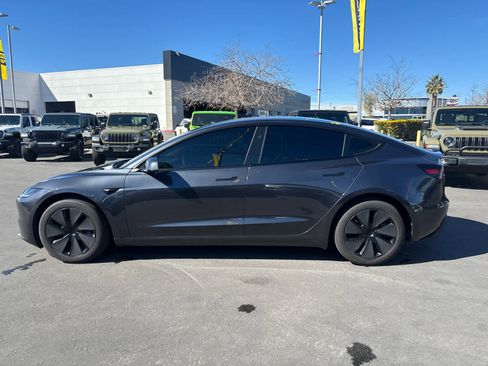 Used 2025 Tesla Model 3 Long Range image 8