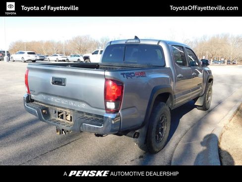 Used 2019 Toyota Tacoma TRD Off-Road image 10