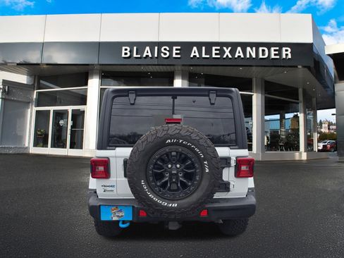 Used 2023 Jeep Wrangler Unlimited Rubicon 4xe AWD/4WD image 4