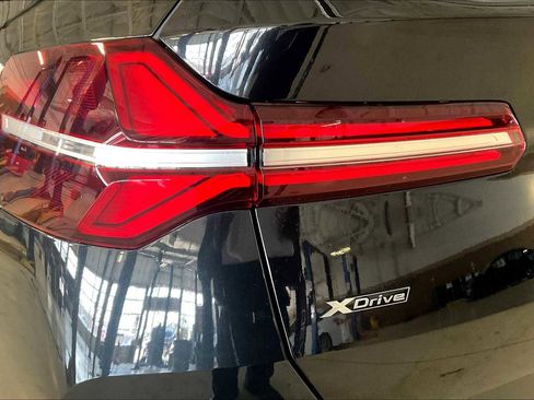 Used 2025 BMW X3 xDrive30i w/ Convenience Package image 14