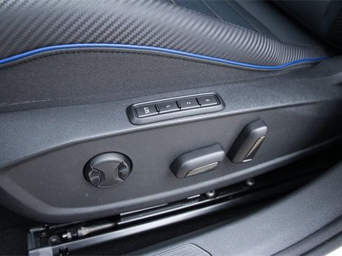 Used 2024 Volkswagen Golf R image 16