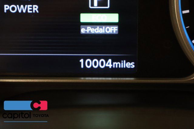 Used 2025 Nissan Leaf S FWD image 16