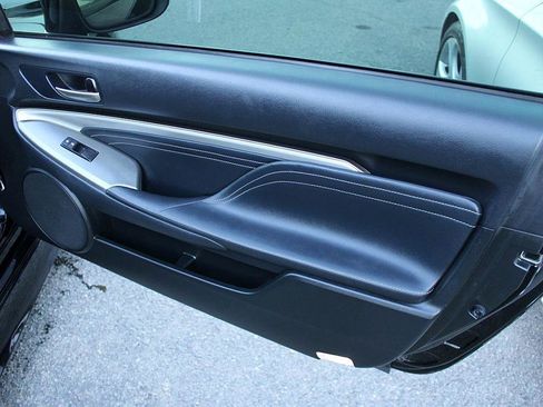 Used 2016 Lexus RC 200t image 18