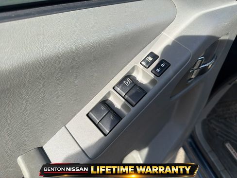 Used 2017 Nissan Frontier Desert Runner RWD image 12