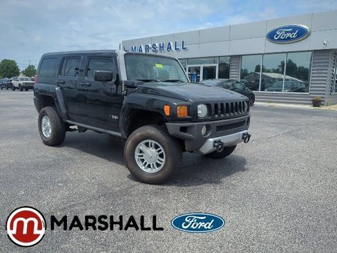 Used 2009 HUMMER H3 w/ Chrome Appearance Package AWD/4WD image 1