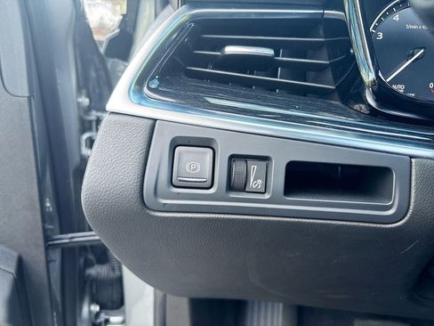 Used 2024 Cadillac XT5 Premium Luxury image 37