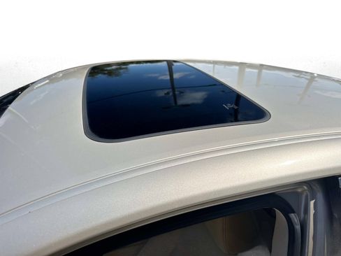 Used 2015 Lexus ES 350 w/ Premium Package FWD image 32