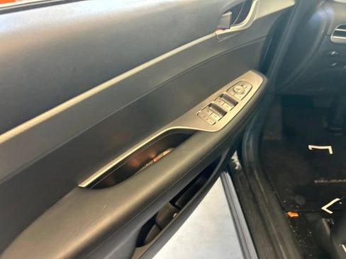 Used 2025 Hyundai Palisade SEL FWD image 19