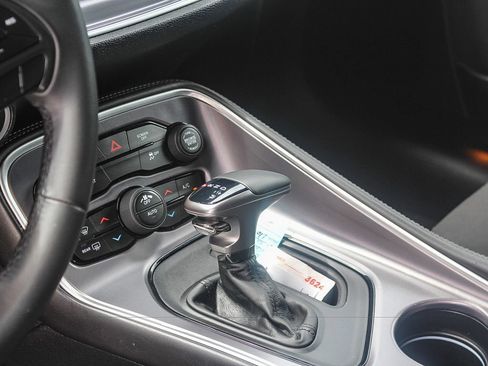 Used 2019 Dodge Challenger SXT RWD image 18