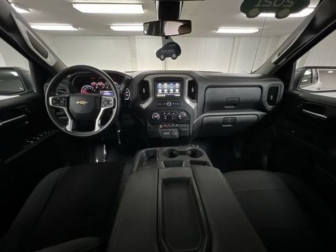 Used 2021 Chevrolet Silverado 1500 Custom w/ Safety Confidence Package AWD/4WD image 19