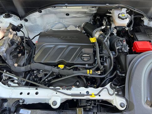 Used 2025 Buick Encore GX Preferred image 25