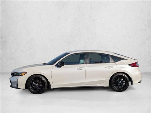 Used 2025 Honda Civic Sport image 9