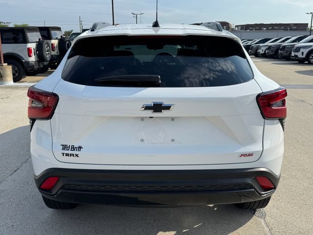 Used 2025 Chevrolet Trax RS w/ Driver Confidence Package FWD image 6
