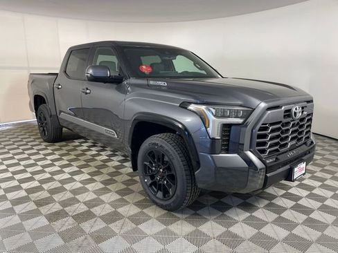 New 2026 Toyota Tundra Platinum w/ TRD Off-Road Package AWD/4WD image 10