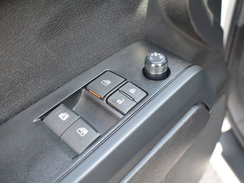 Used 2023 Toyota Tacoma SR RWD image 8